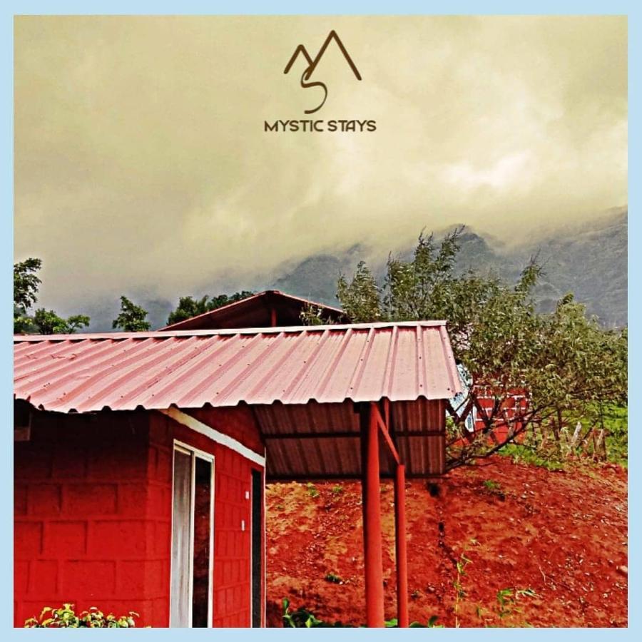 Mysticstays Resort Wai Extérieur photo