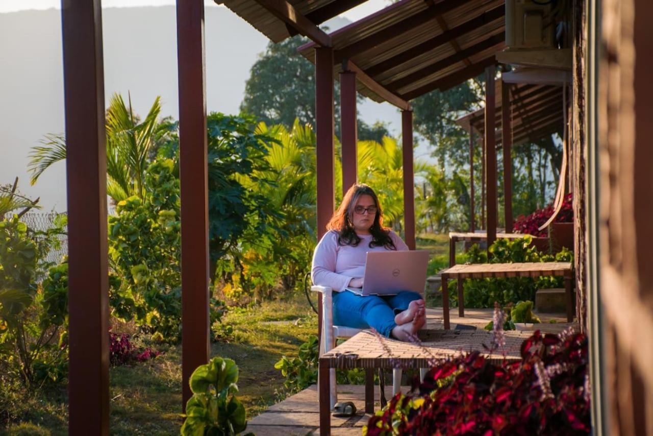 Mysticstays Resort Wai Extérieur photo